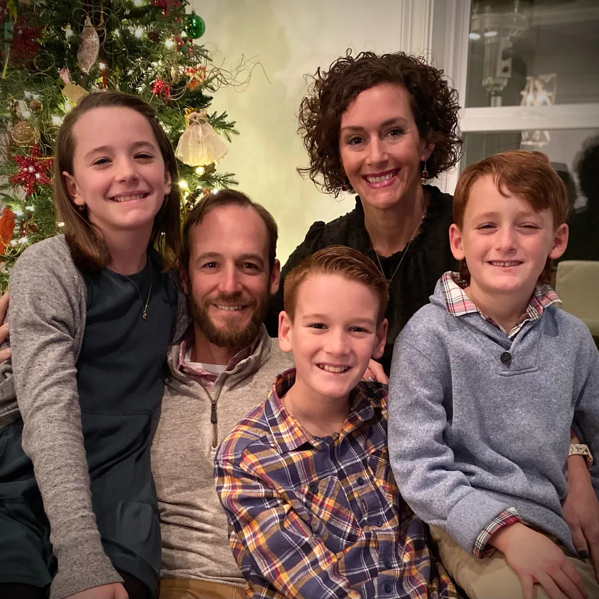 rs=w_1200,h_1200,cg_true